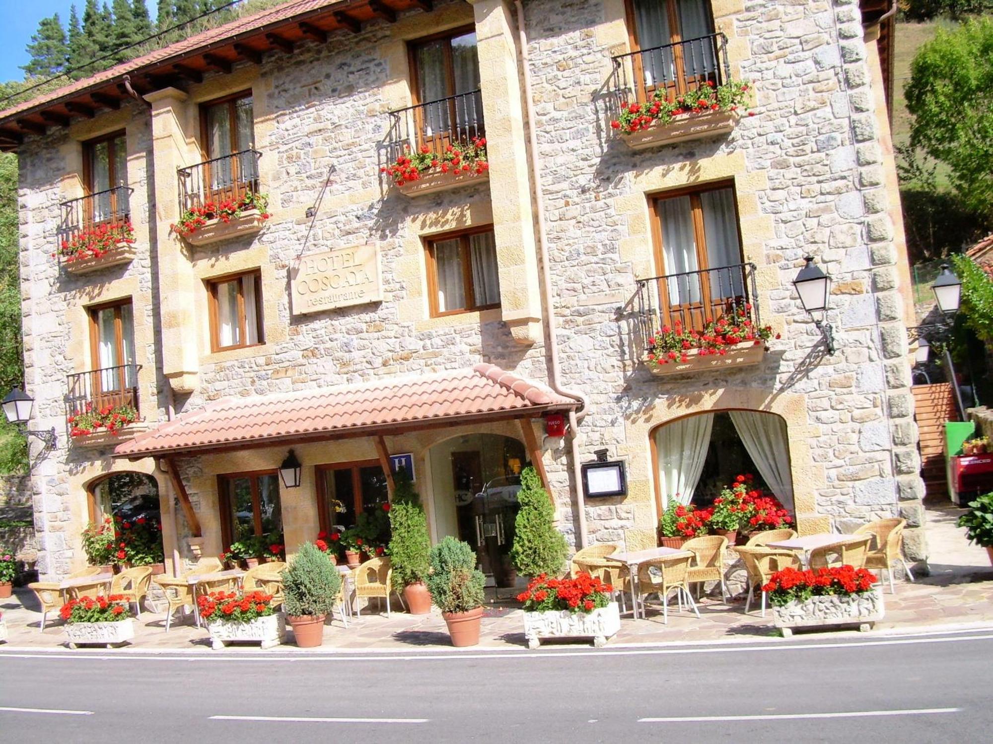 Hotel Cosgaya Exterior photo